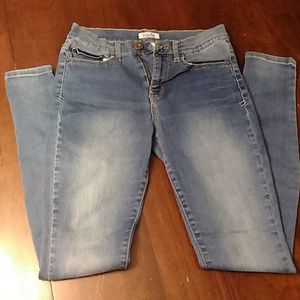 Medium wash jeggings